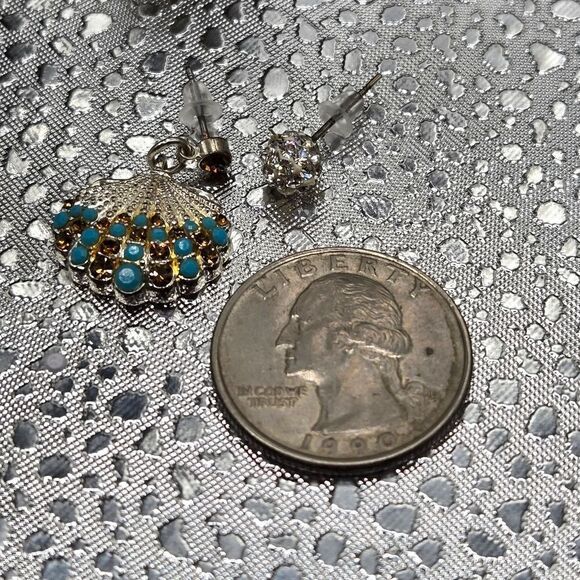"5/$25" Mismatched Silver Tone Rhinestone Seashell Ball Cluster Post Earrings - Picture 8 of 9